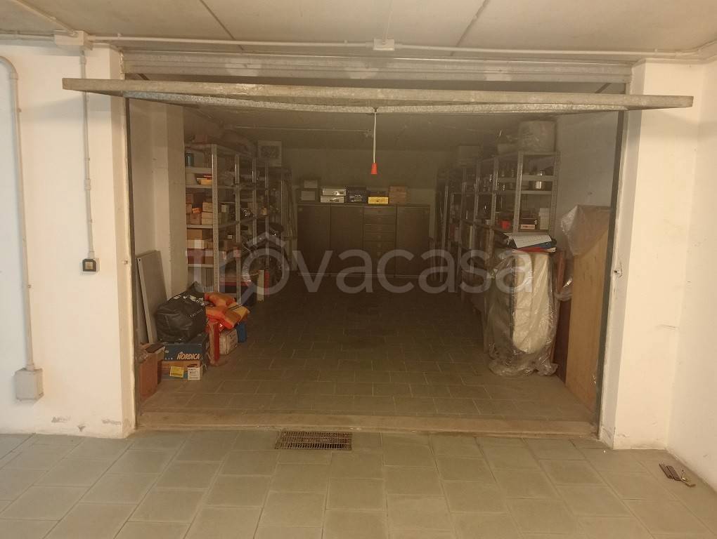 Garage in vendita a Cortona