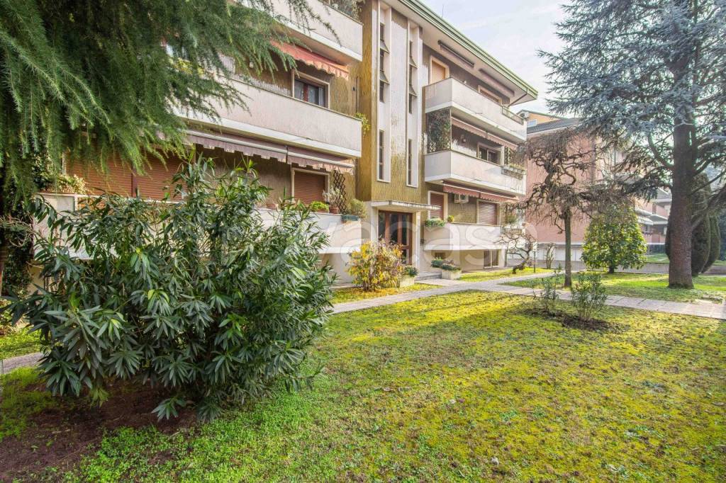 Appartamento in vendita a Padova via riccoboni