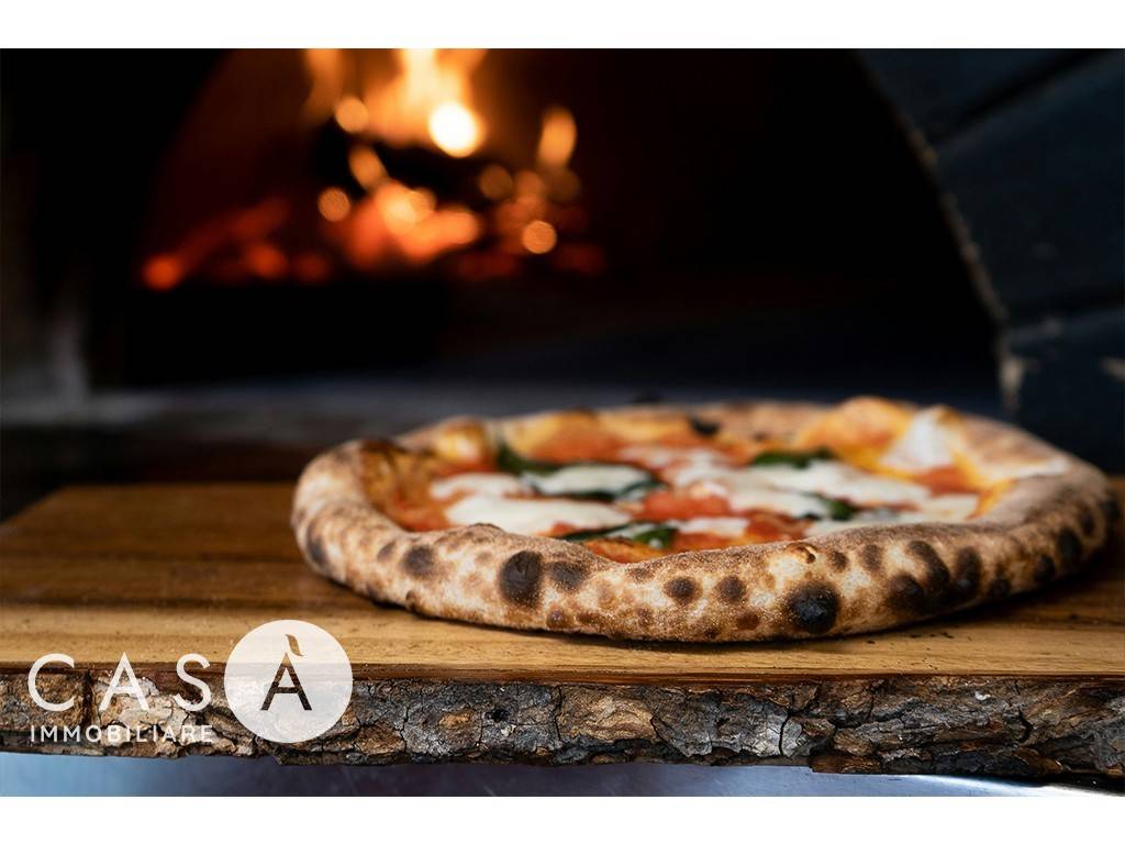 Pizzeria in vendita a Cervia via malva sud, 65/h