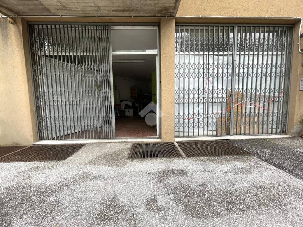 Garage in vendita a Lavis via a. Rosmini