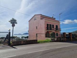 Villa in in vendita da privato a formia via giuseppe paone, 15