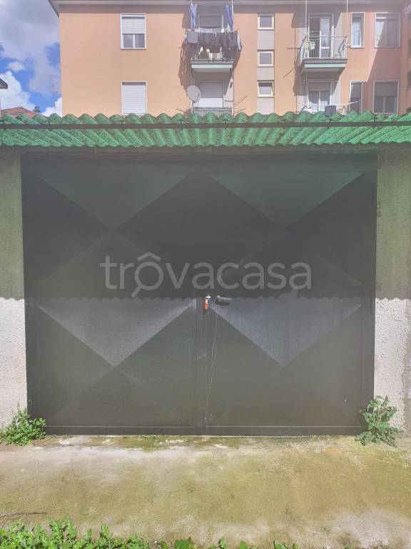 Garage in vendita a San Giuliano Milanese via Filippo Turati, 9