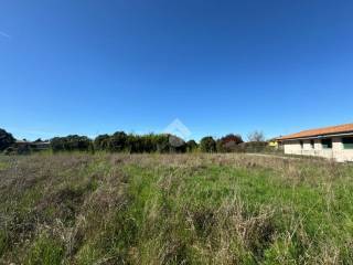 Terreno residenziale in vendita a gradisca d'isonzo via eggenberg, 36