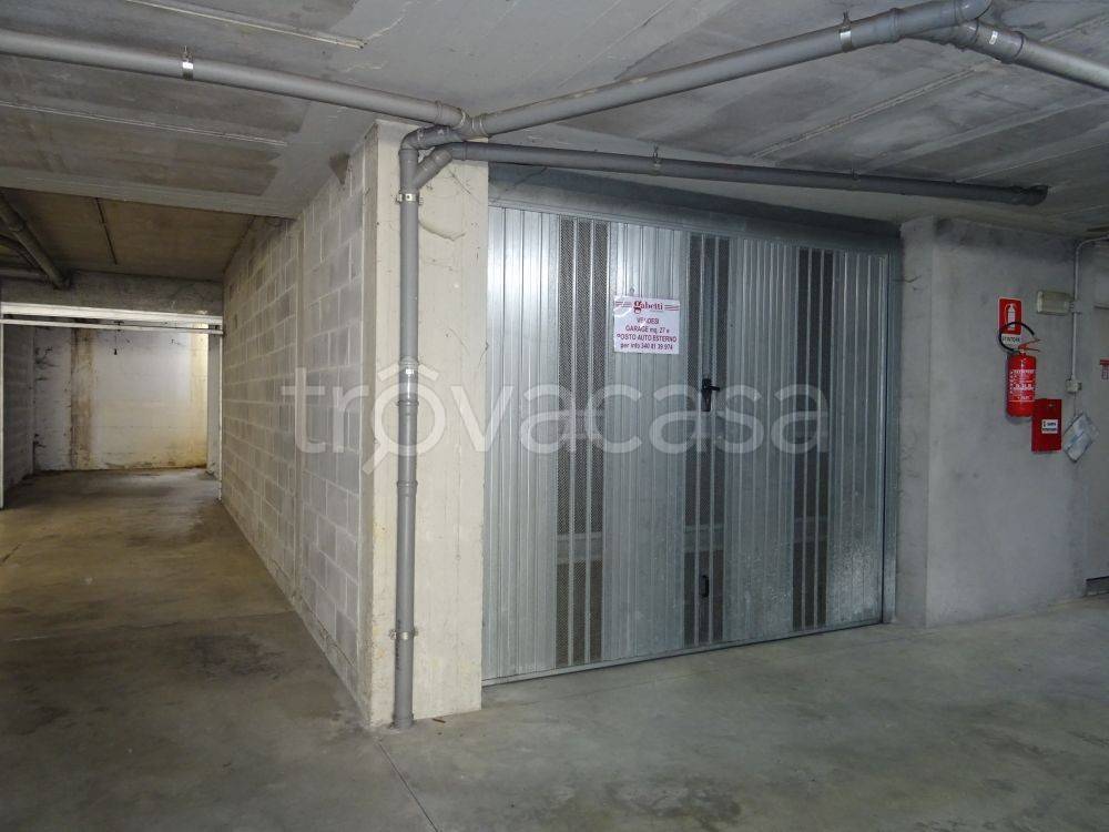 Garage in vendita a Marano sul Panaro via Circonvallazione Est, 218