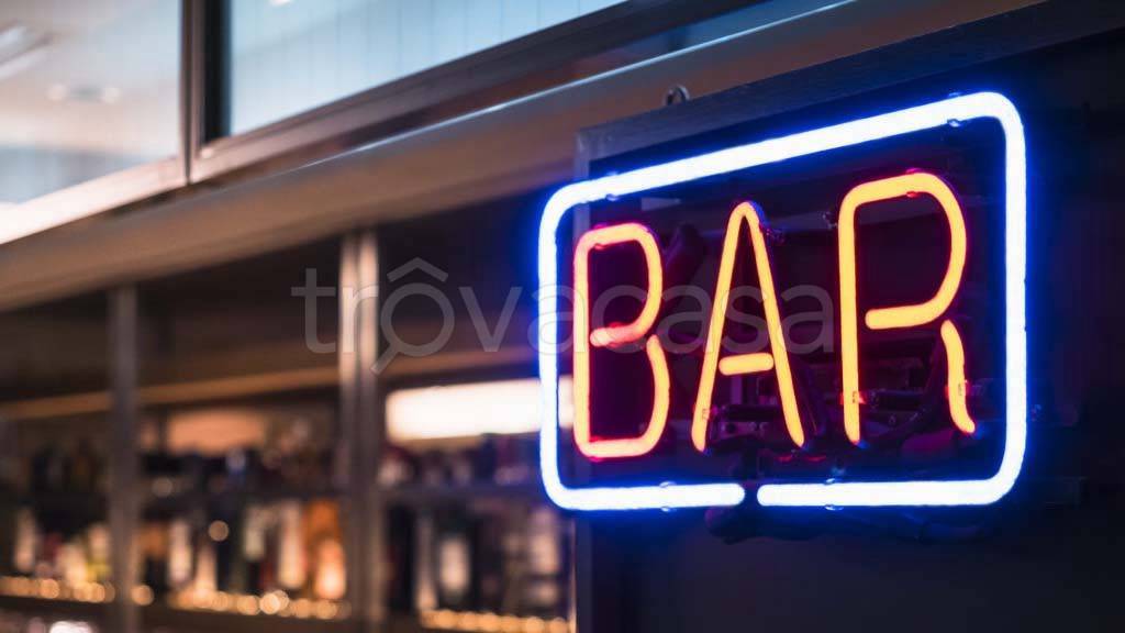 Bar in vendita a Padova via Egidio Forcellini