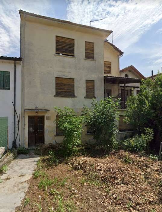 Casa Indipendente in vendita a Conegliano via Udine