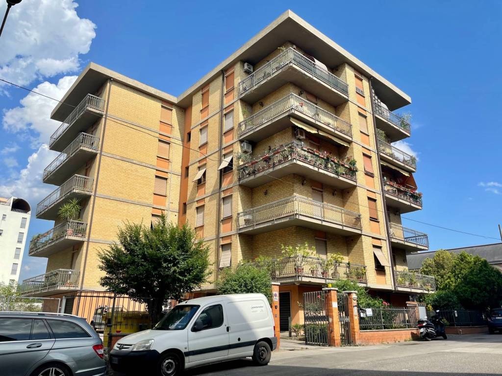 Appartamento in vendita a Terni via Val d'Aosta, 10