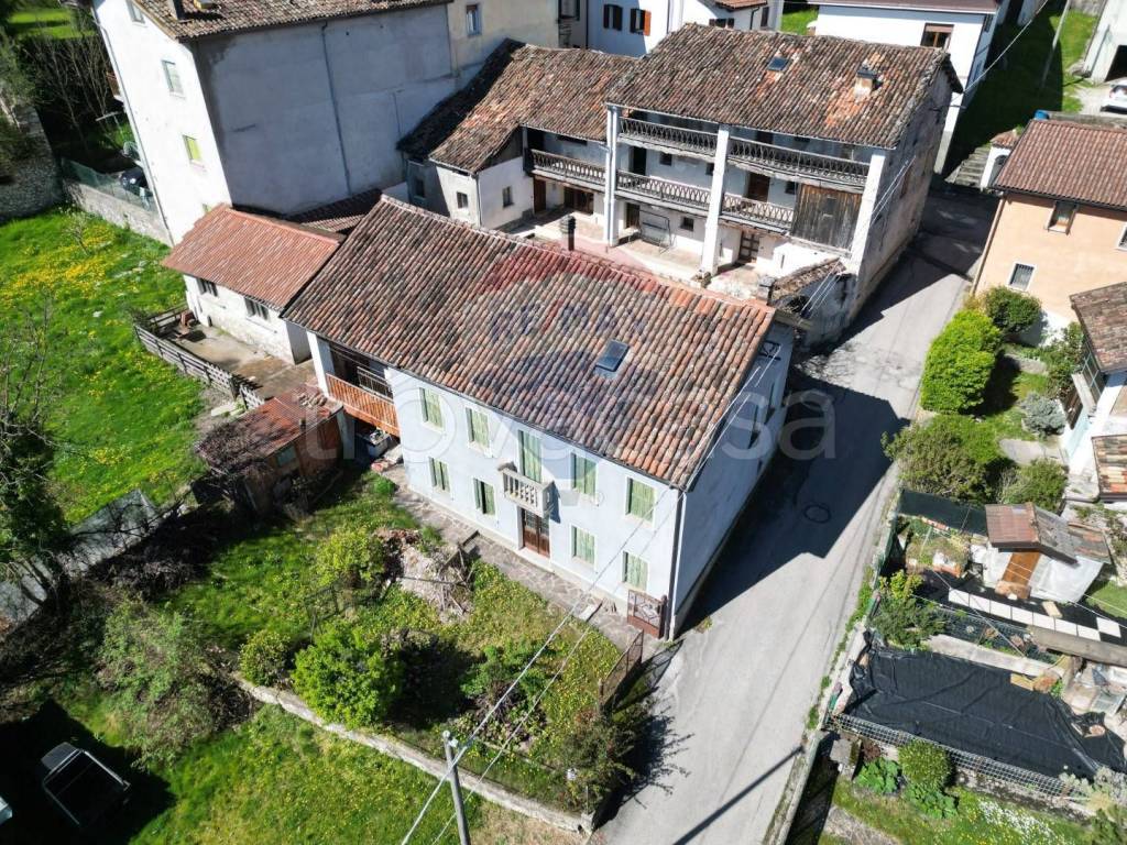 Casa Indipendente in vendita a Sospirolo via Maras, 79