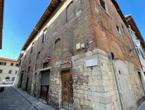 Ufficio in vendita a Prato via Baldo Magini