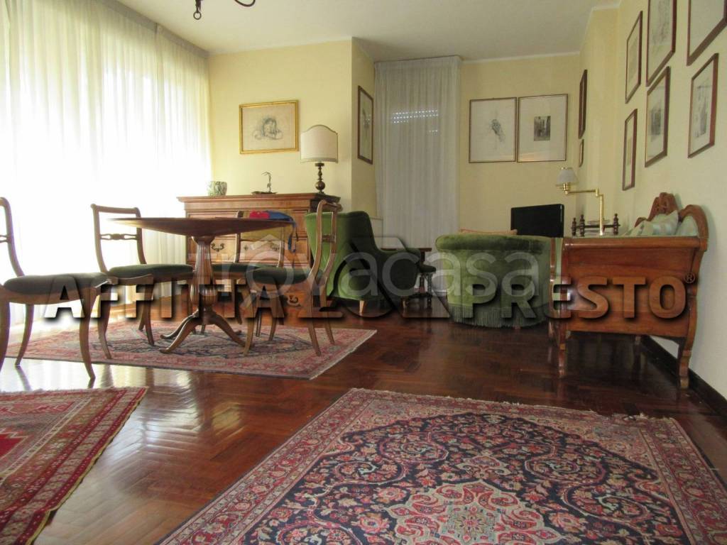 Appartamento in affitto a Forlì via Medaglie d'Oro, 40