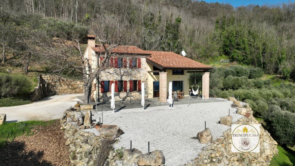 Casale in vendita ad Arquà Petrarca via Costa