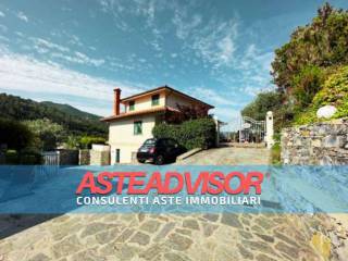 Villa all'asta a casarza ligure via iv novembre, 58a