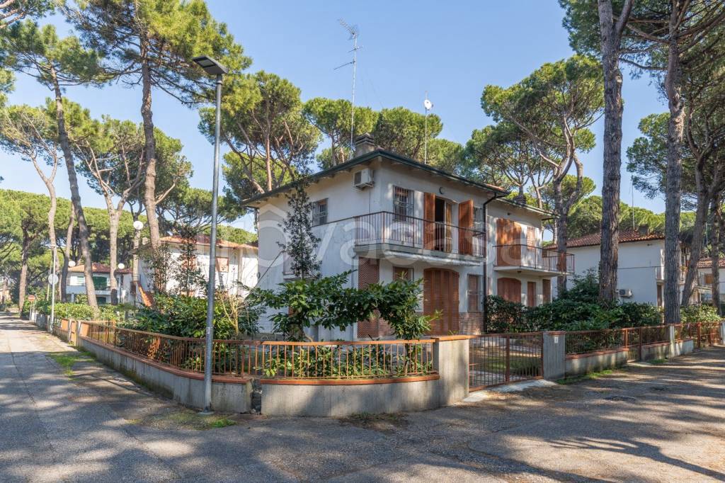 Villa a Schiera in affitto a Comacchio via Guido Reni, 7