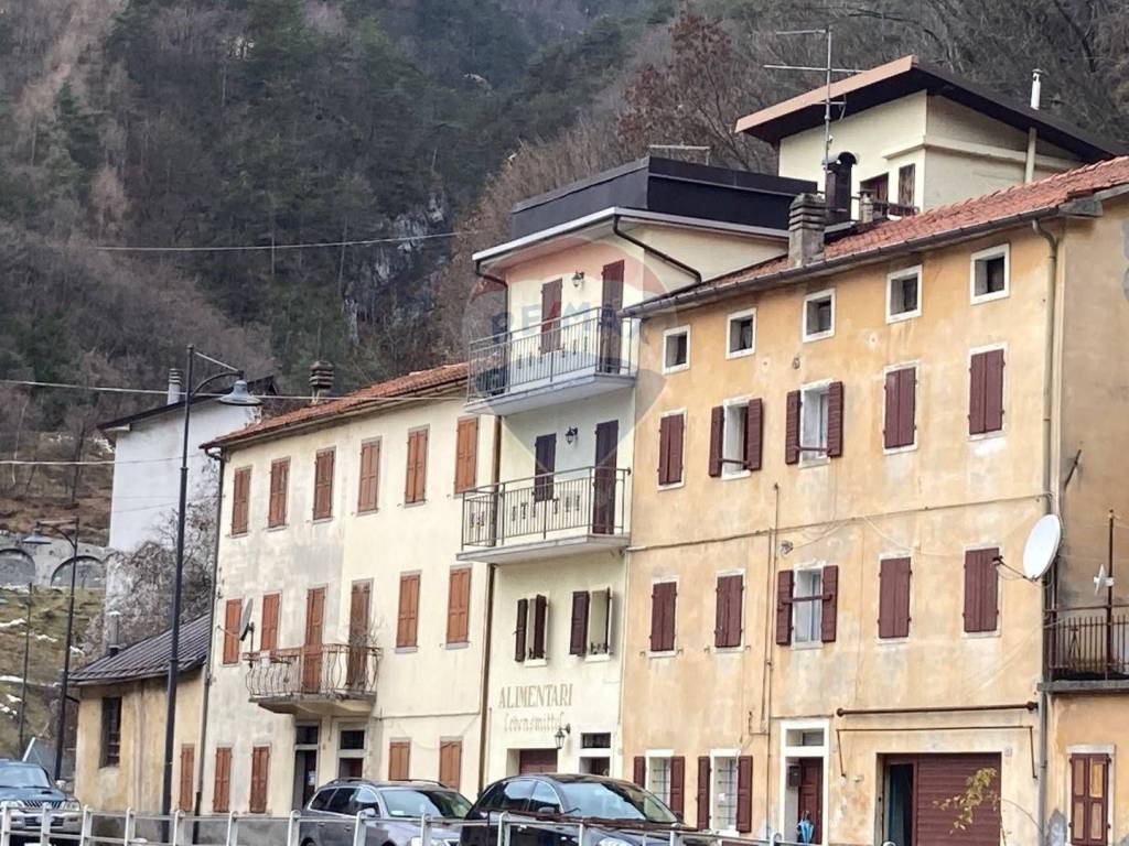 Casa Indipendente in vendita a Ospitale di Cadore via Roma, 47