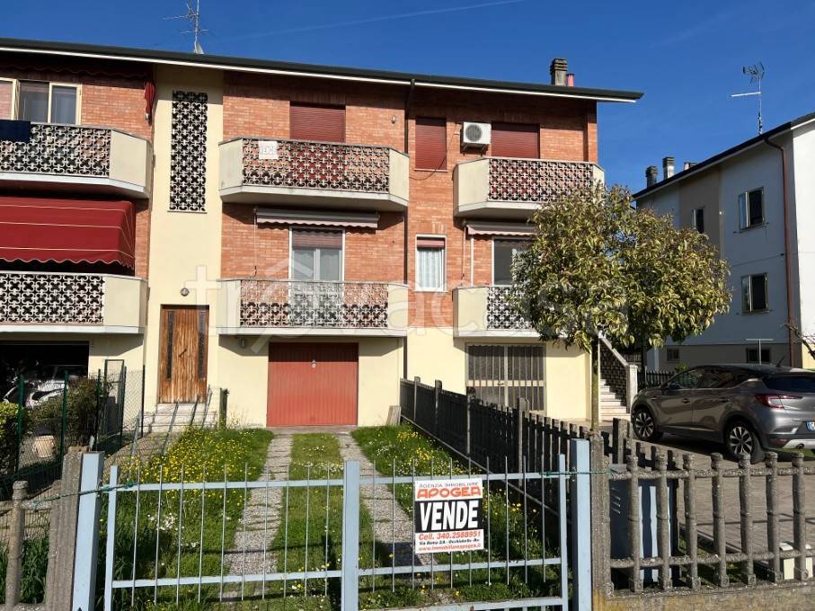 Appartamento in vendita a Occhiobello via Nicola Badaloni, 8