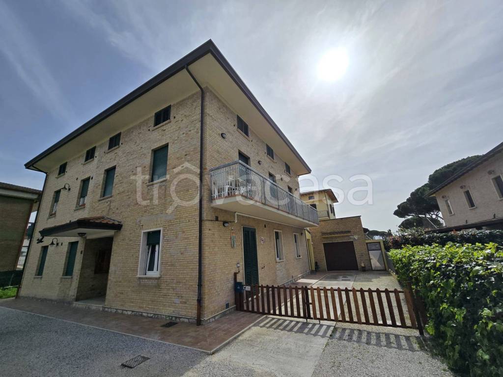 Appartamento in vendita ad Assisi via Capitolo delle Stuoie, 23