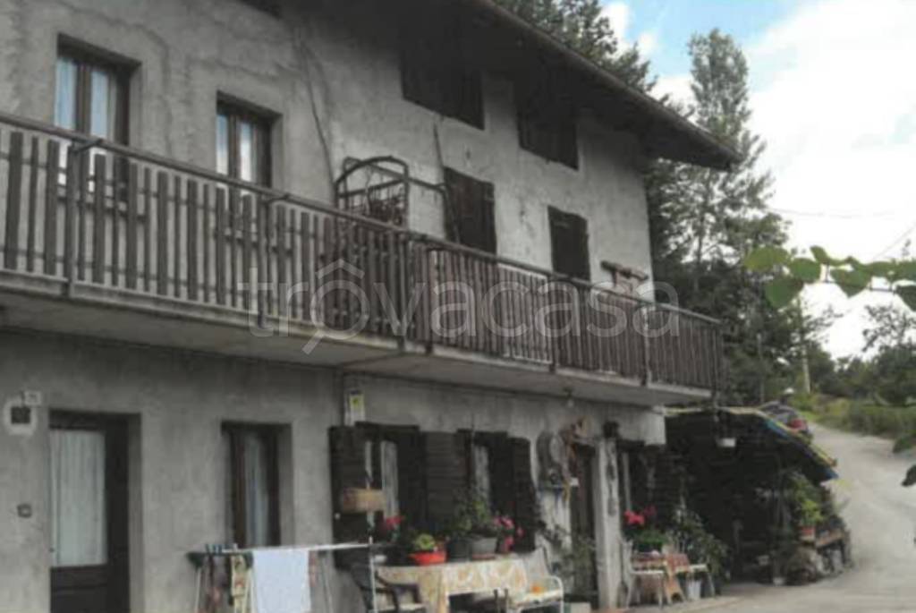 Appartamento all'asta a San Gregorio nelle Alpi località Roncoi di Dentro, 70