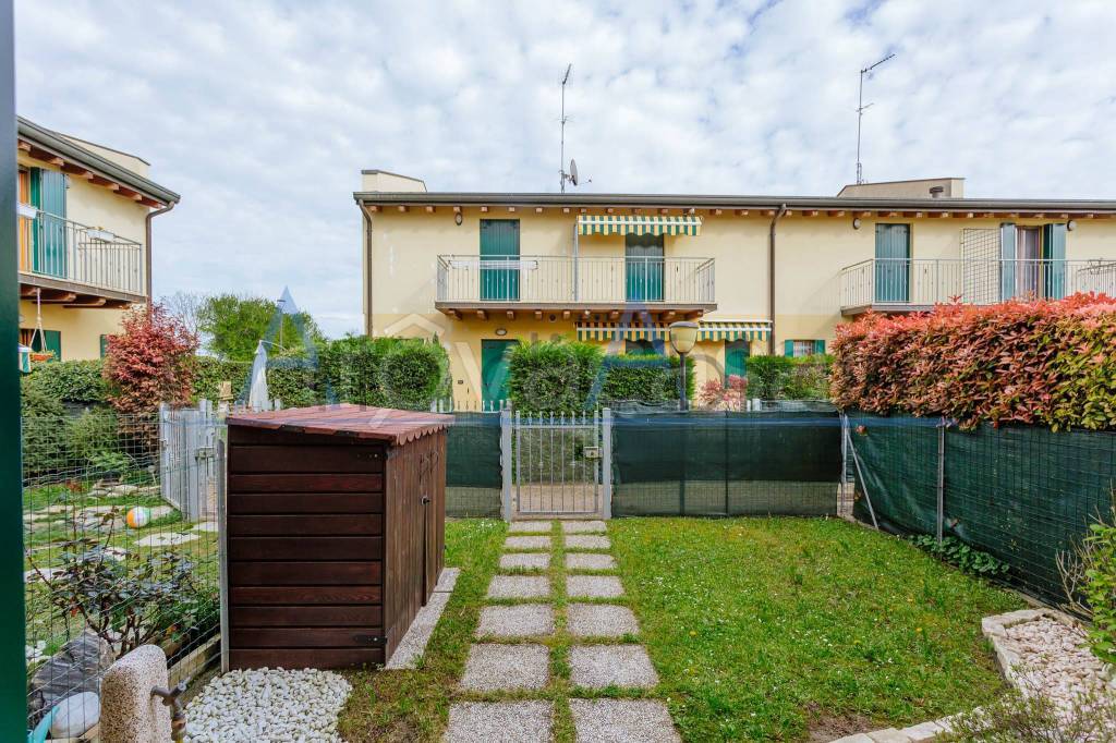 Villa a Schiera in vendita a Casalserugo