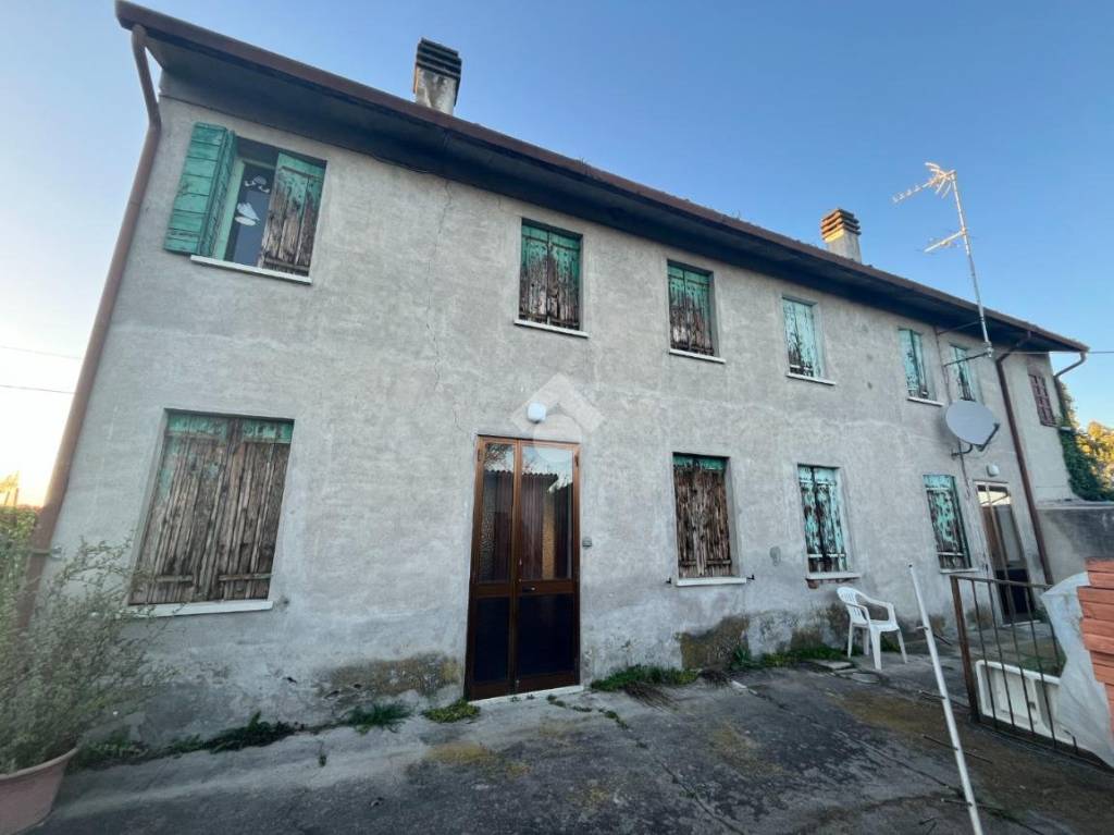 Casa Indipendente in vendita a Boara Pisani via g. Galilei, 8