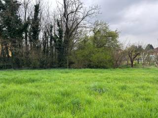 Terreno residenziale in vendita a lonate pozzolo via padre luigi rosa