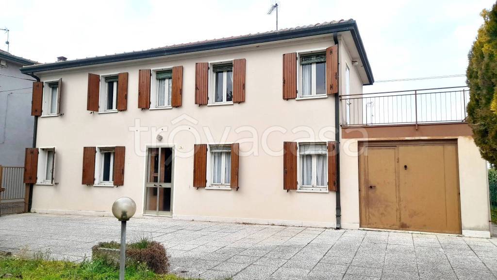 Villa in vendita a Lendinara riviera 4 Novembre, 56