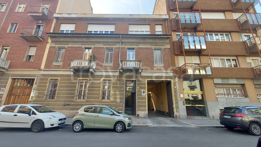 Ufficio in vendita a Torino via Beaulard