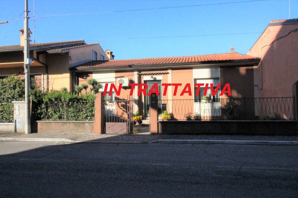 Villa in vendita a Pescantina via Colli, 63