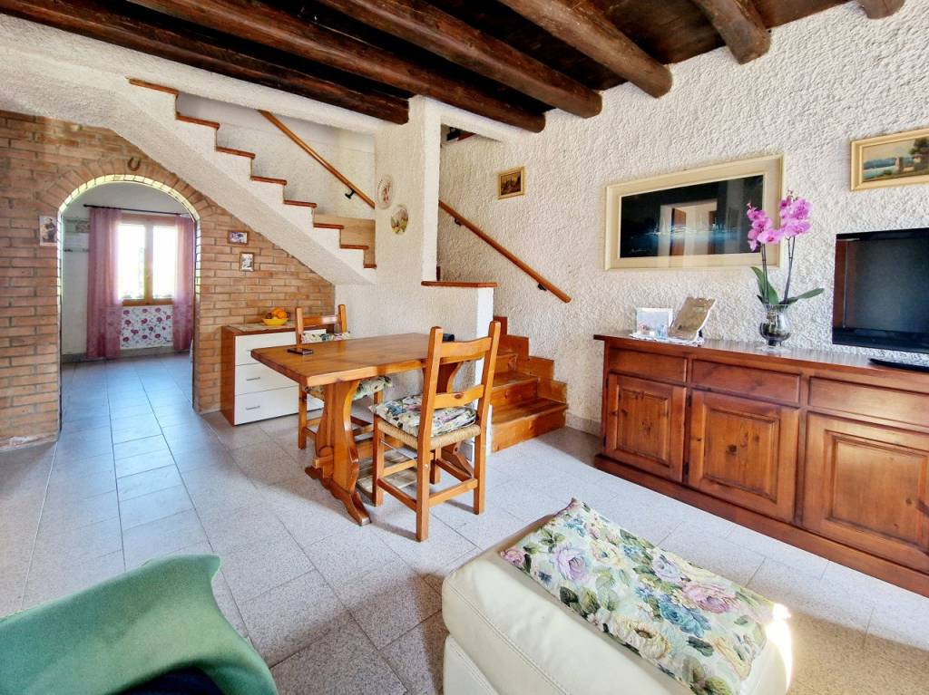 Villa Bifamiliare in vendita a Borgo Veneto via torne