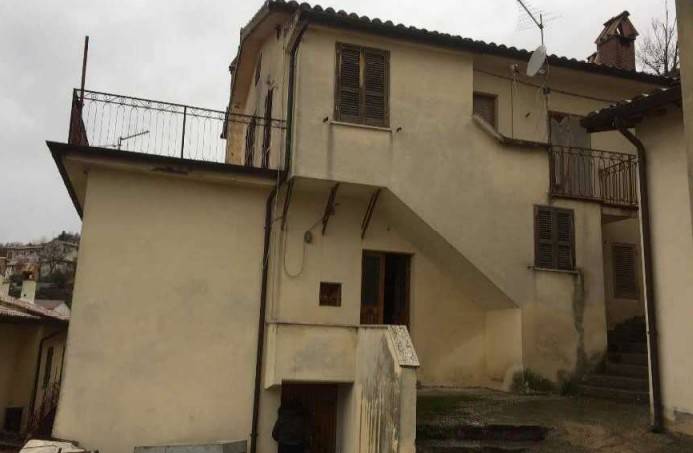 Appartamento all'asta a Foligno frazione annifo, Foligno, pg,