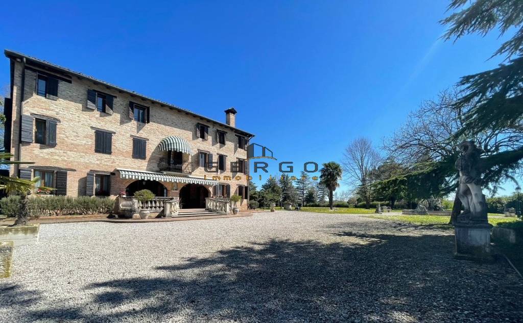 Villa in vendita a Treviso via Cornarotta