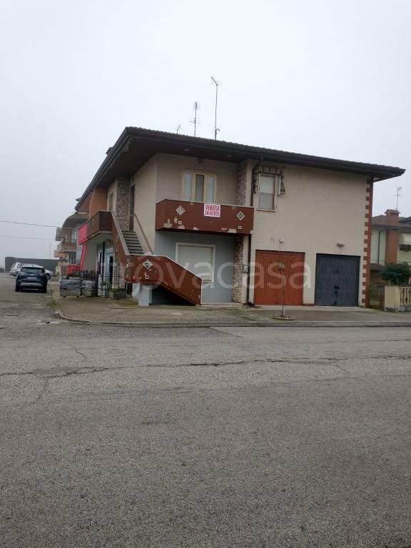 Appartamento in in vendita da privato a Porto Tolle via Pietro Nenni, 59