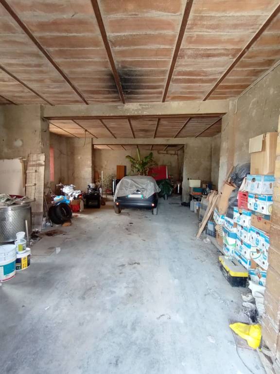 Garage in vendita a Fiorenzuola d'Arda strada del Bosco