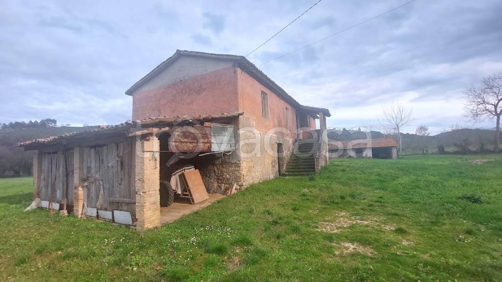 Casale in vendita a Bevagna via Pesciarella