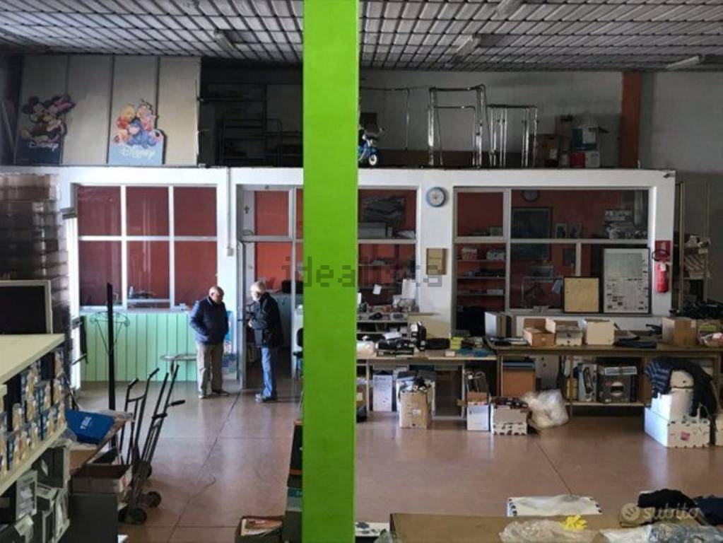 Capannone Industriale in vendita a Grosseto via Rubino, 4