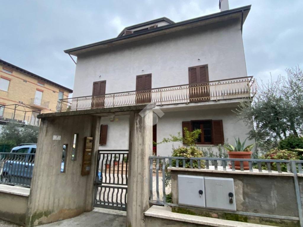 Appartamento in vendita a Bastia Umbra via gorgo di ponte, 7