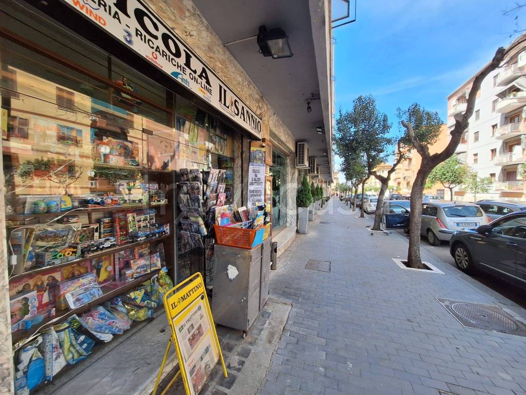 Edicola in vendita a Benevento viale Antonio Mellusi