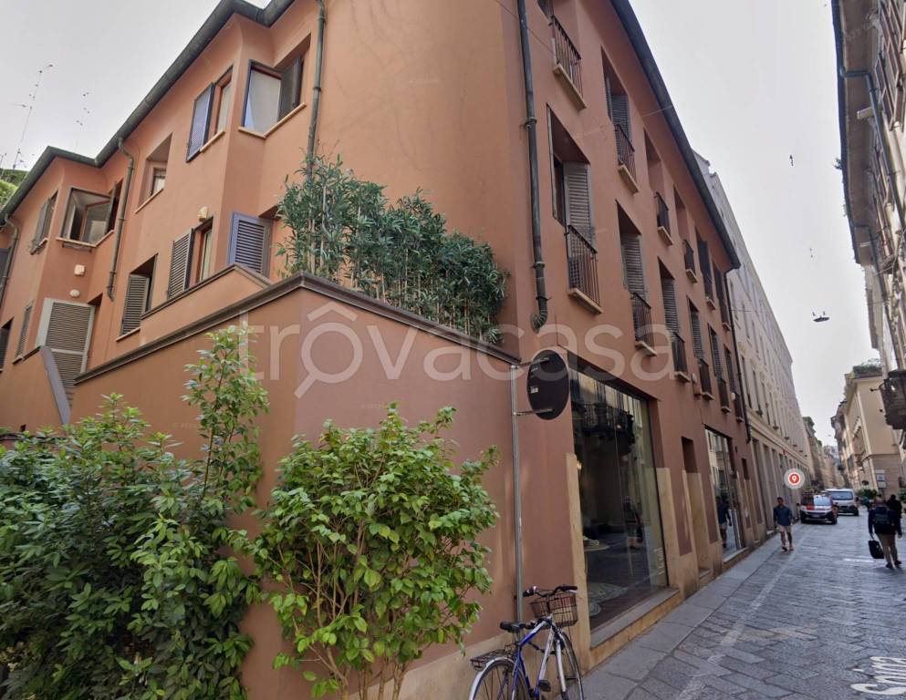 Ufficio in vendita a Milano via della Spiga