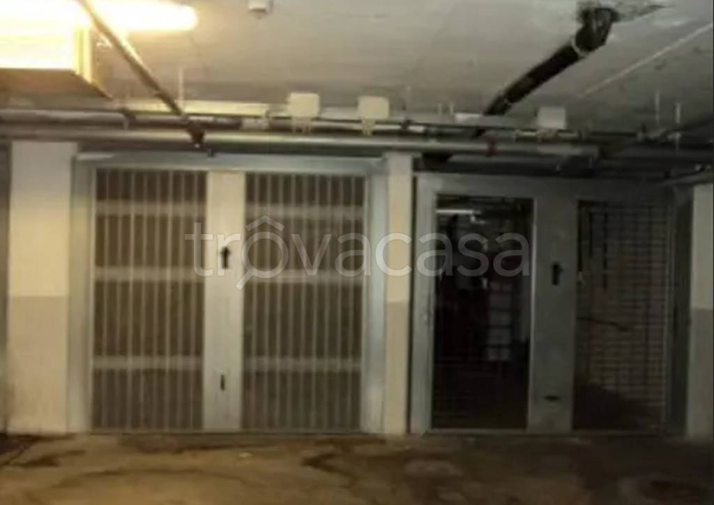 Garage in vendita a Gardone Val Trompia via Giacomo Matteotti