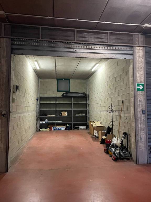 Garage in vendita a Genova viale Villa Gavotti, 10