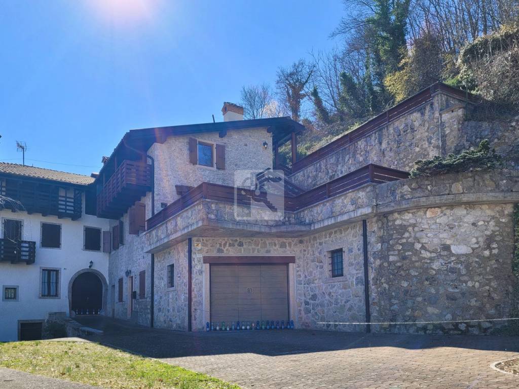 Villa a Schiera in vendita a Cavedine via xxv aprile