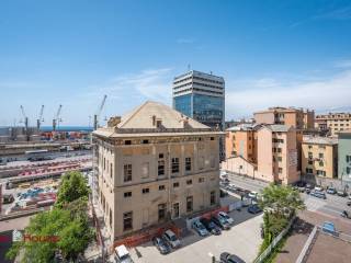 Appartamento in affitto a genova via di francia