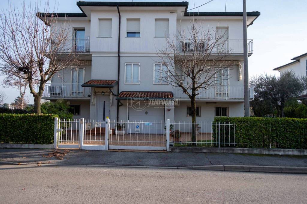 Casa Indipendente in vendita a Mogliano Veneto via Ferruccio de Pieri 1
