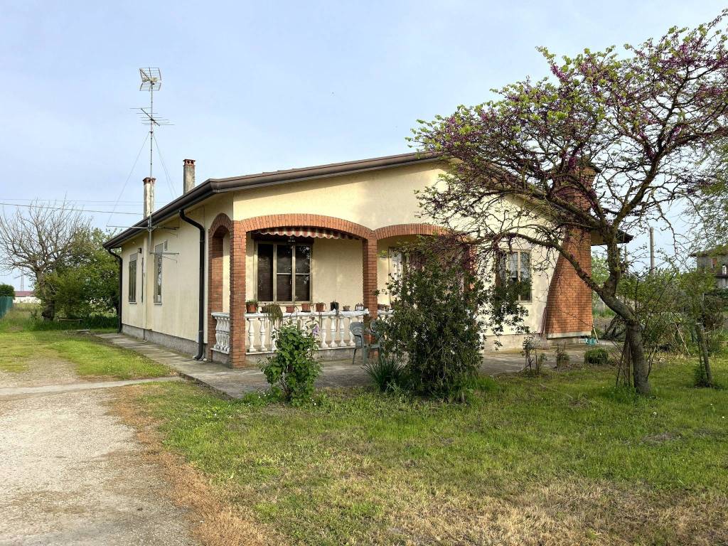 Villa in vendita a Corbola via Sagrati