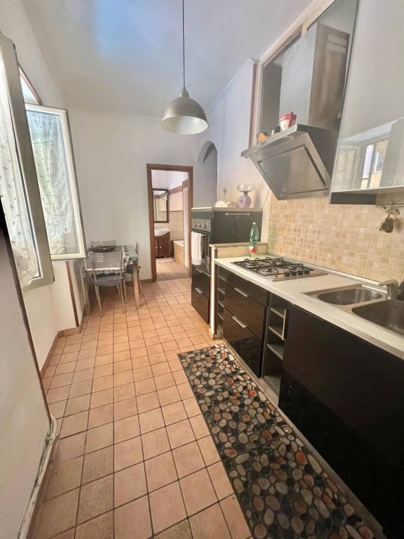 Appartamento in affitto a Pozzuoli via Girone