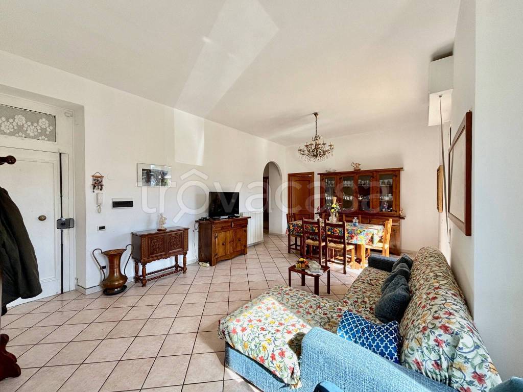 Appartamento in vendita a Terni viale Filippo Turati, 44