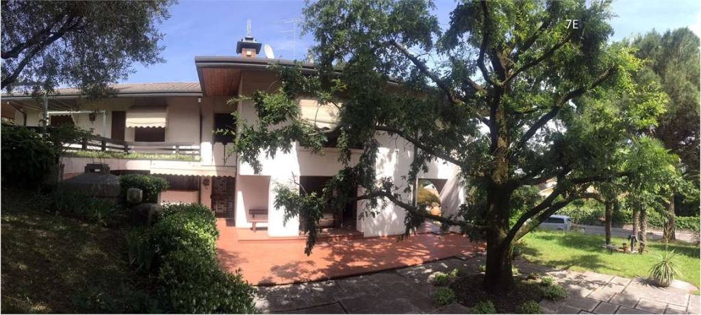 Villa in vendita a Conegliano via Generale Giardino, 25