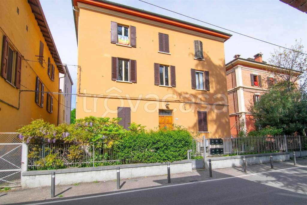 Appartamento in affitto a Bologna via Giorgio vasari