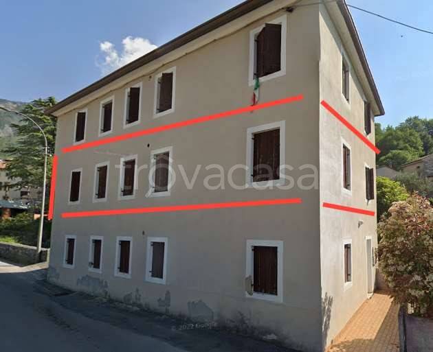 Appartamento in vendita a Fregona via Borgo Piai