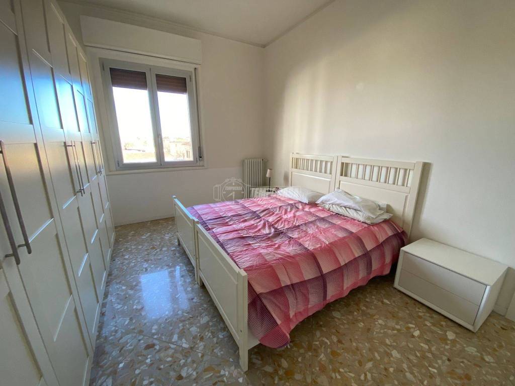 Appartamento in affitto a Modena viale Francesco Crispi 10