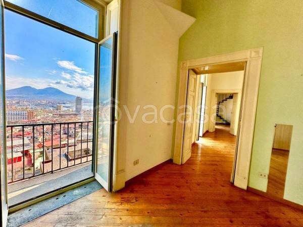 Appartamento in affitto a Napoli corso Vittorio Emanuele, 343